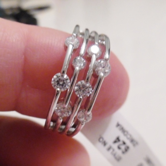 RSC WGP CZ ACCENT RING SZ 7 ,8 ,9 - Picture 3 of 4